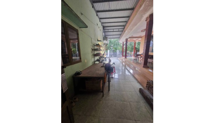 GẤP BÁN - NHÀ THỚI TAM THÔN XÂY BIỆT THỰ SÂN VƯỜN - 250M2 FULL THỔ CHỈ HƠN 5TỶ